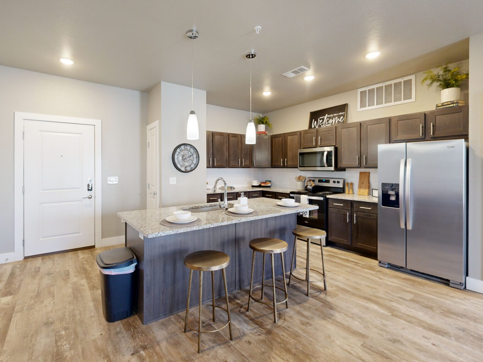 2 Bedroom: Kitchen